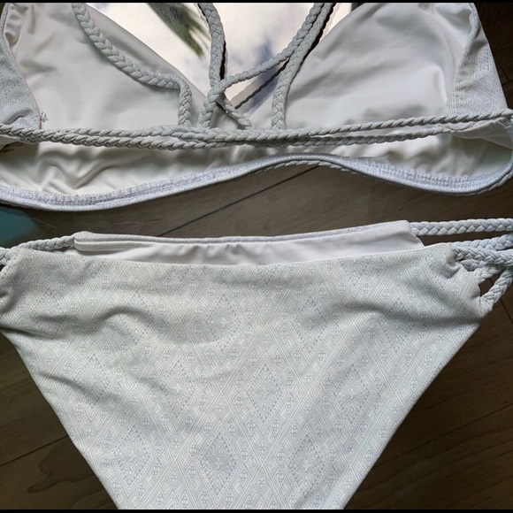 Frankie’s Bikinis Kaia Set - Picture 2 of 5